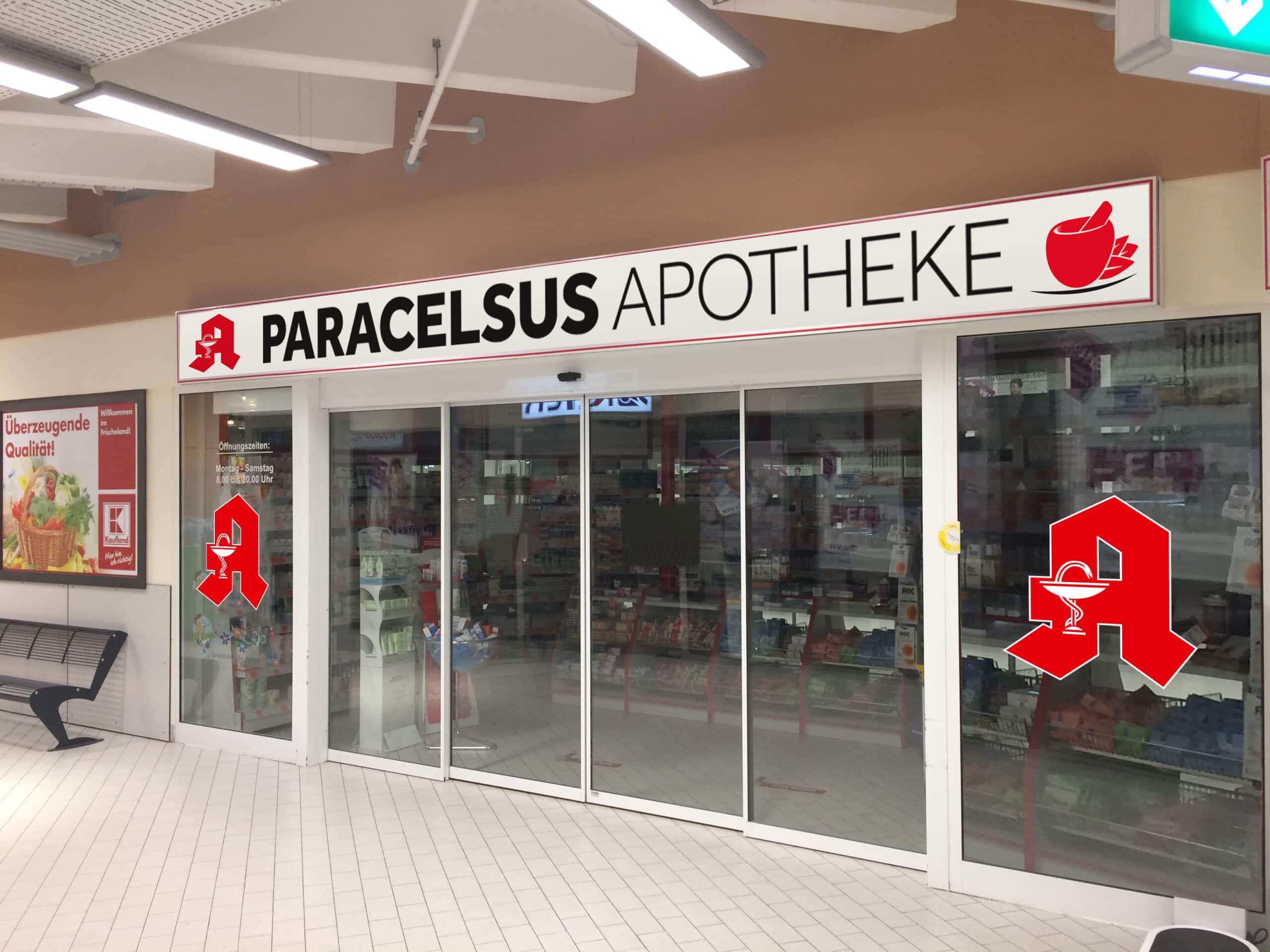 Ladenbeschriftung Paracelsus Apotheke Der Eingang der Paracelsius Apotheke Magdeburg von außen mit Beschilderung und Logo.