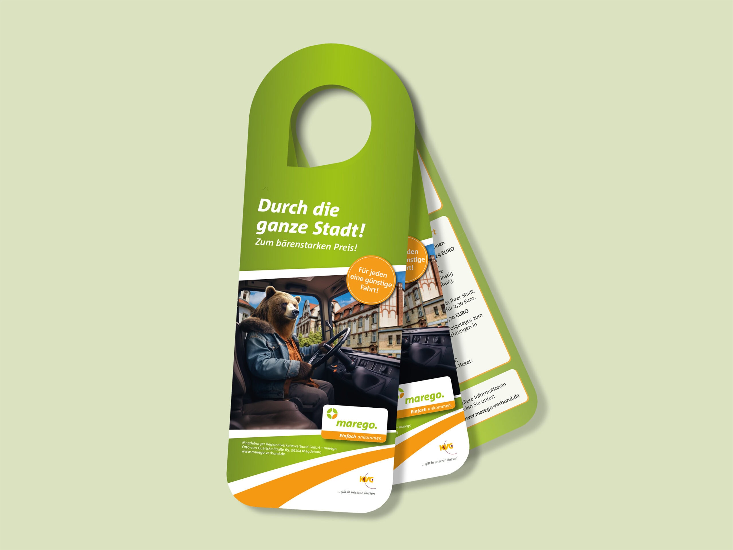 marego Swing-Cards Swing-Cards für Straßenbahnen mit Werbung zur Preisstufe N. Am Steuer eines Busses sitzt ein Bär für Bärenburg. Print-Design für marego. Werbeagentur Magdeburg.